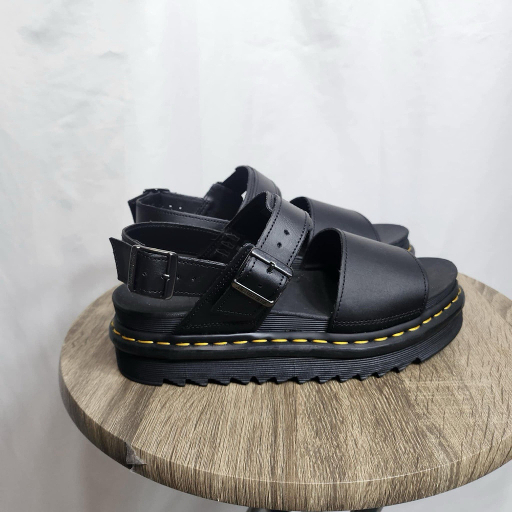Dr. Martens Womens Size 8 Voss Hydro Leather Platform Sandals Black Buckled - Picture 6 of 11